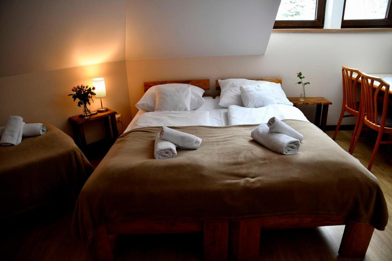 Gosciniec Pod Lubomirem Bed & Breakfast Weglowka  Exterior photo