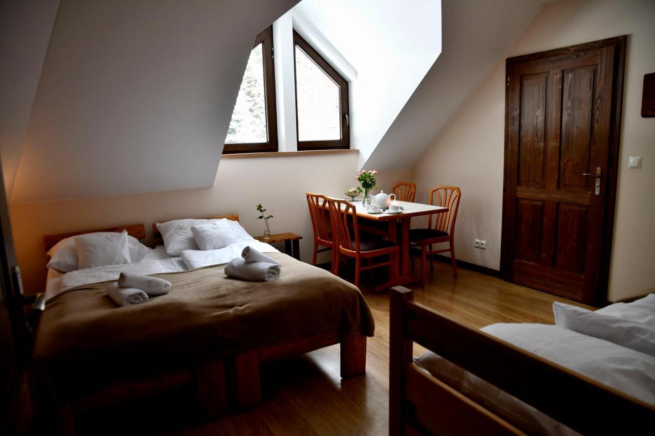 Gosciniec Pod Lubomirem Bed & Breakfast Weglowka  Exterior photo