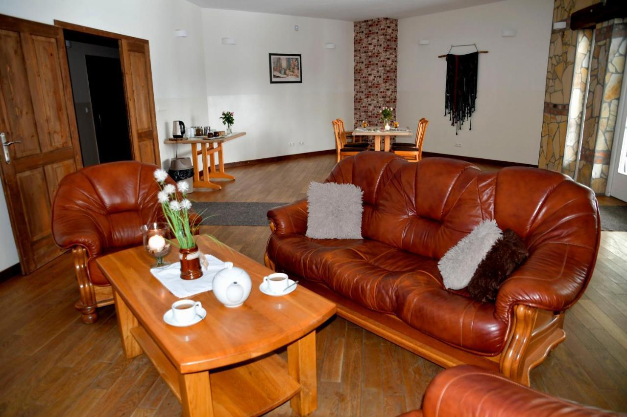 Gosciniec Pod Lubomirem Bed & Breakfast Weglowka  Exterior photo