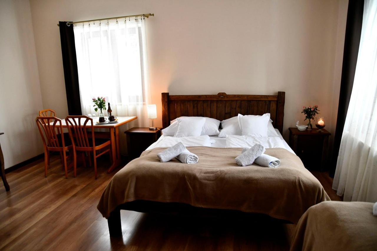Gosciniec Pod Lubomirem Bed & Breakfast Weglowka  Exterior photo