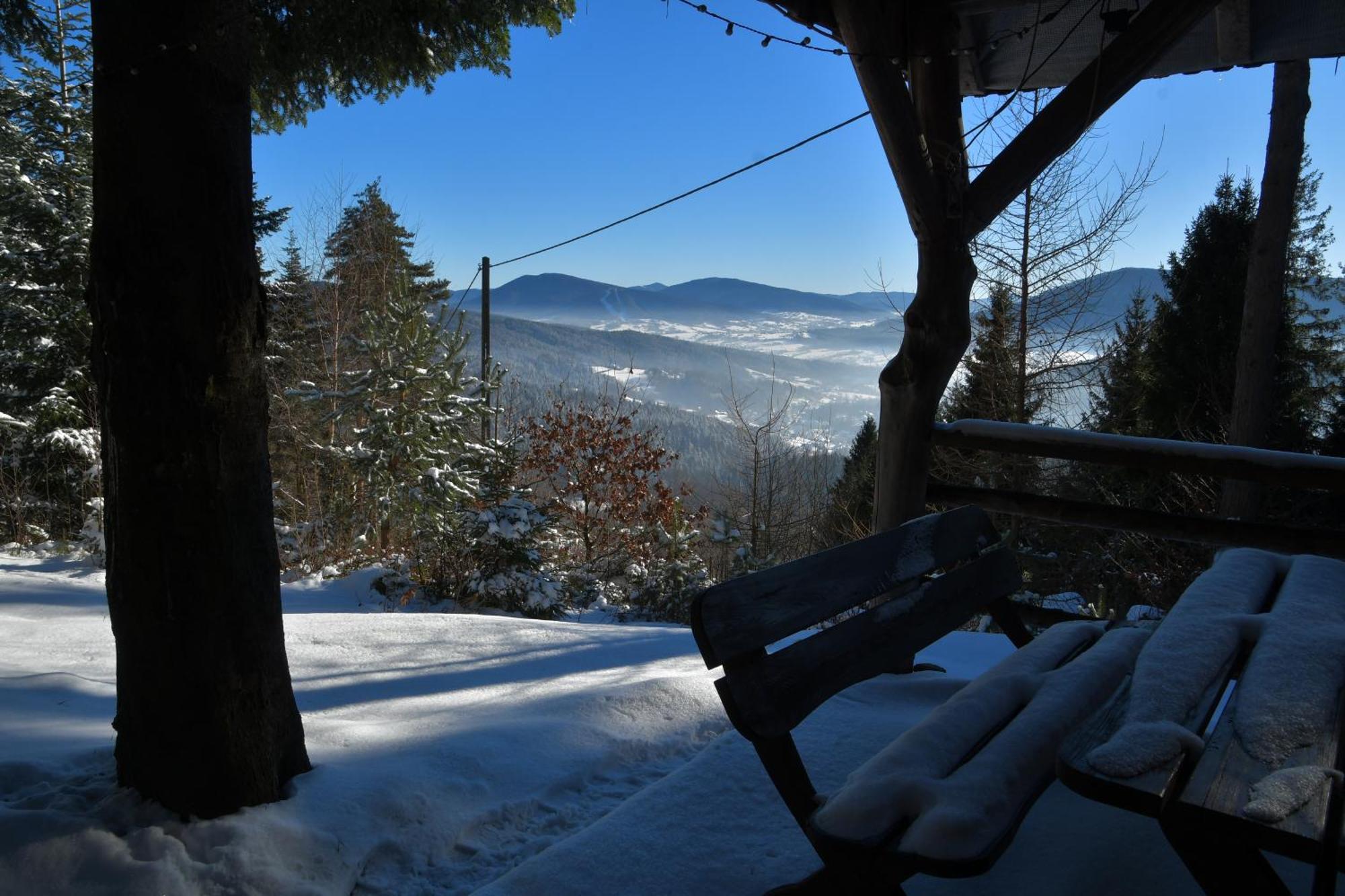 Gosciniec Pod Lubomirem Bed & Breakfast Weglowka  Exterior photo