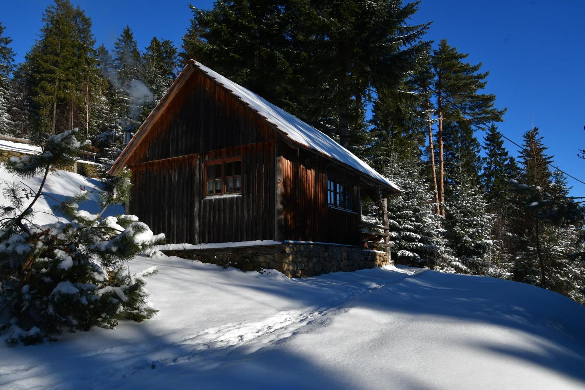 Gosciniec Pod Lubomirem Bed & Breakfast Weglowka  Exterior photo