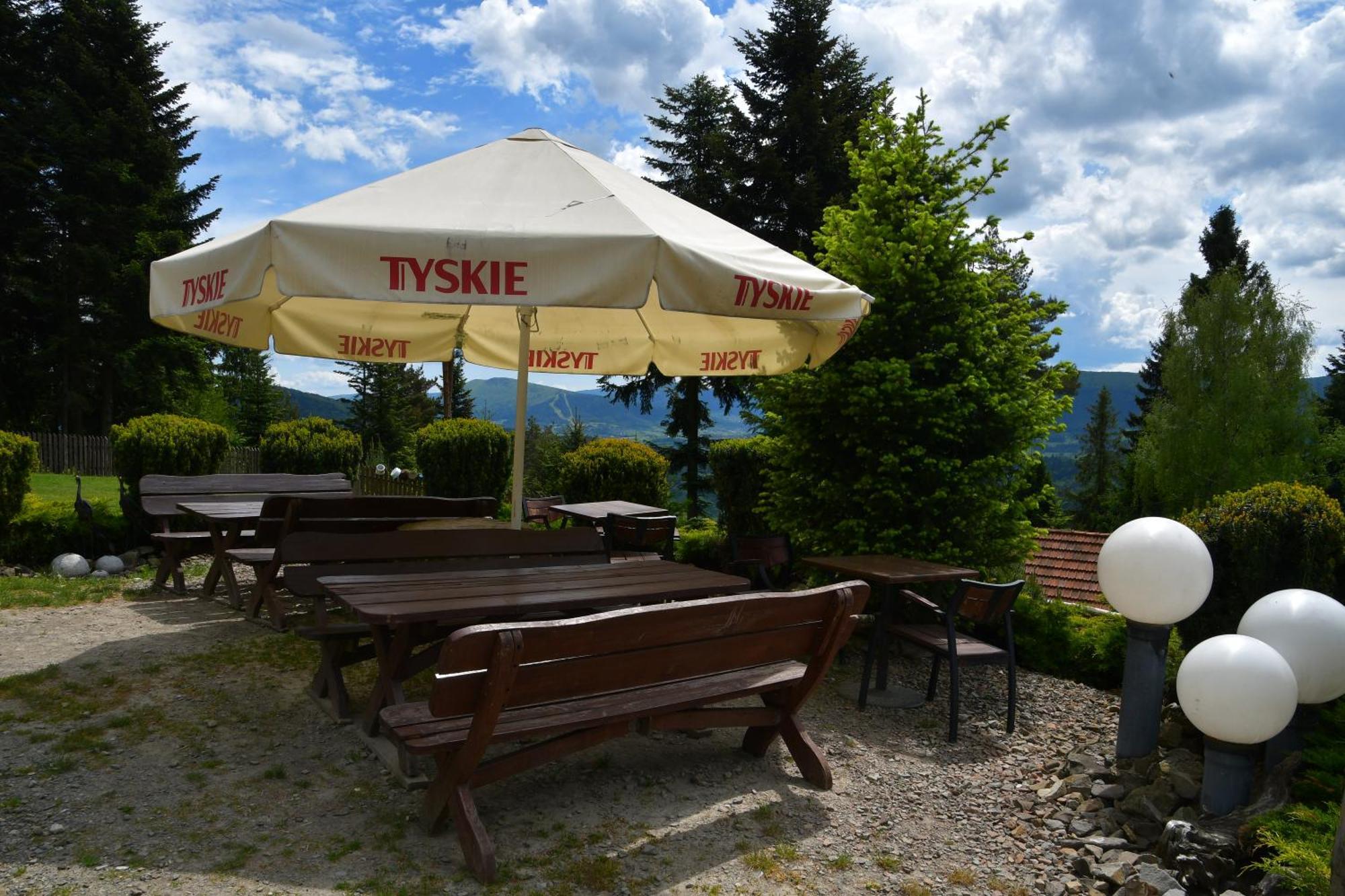 Gosciniec Pod Lubomirem Bed & Breakfast Weglowka  Exterior photo