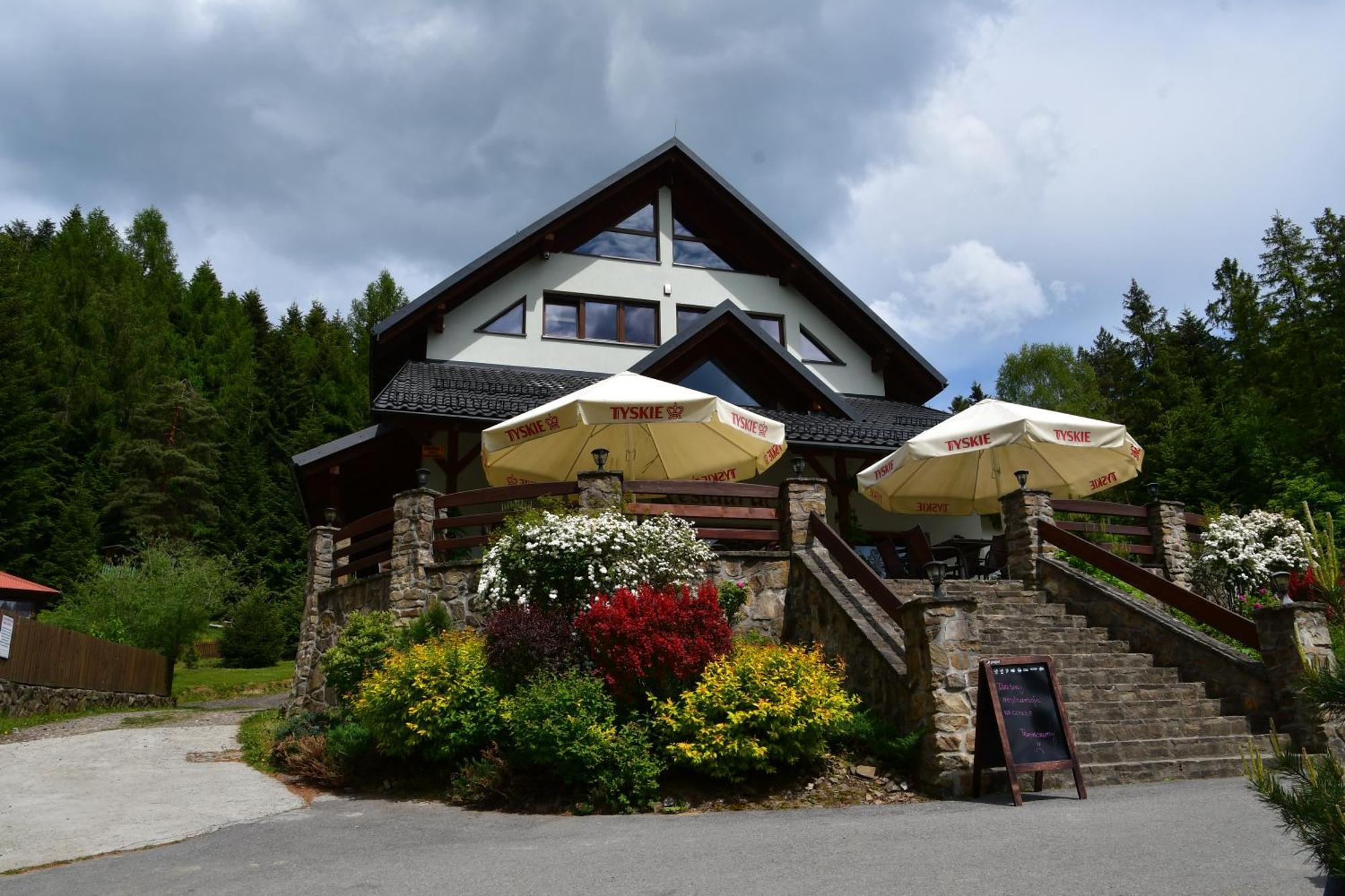Gosciniec Pod Lubomirem Bed & Breakfast Weglowka  Exterior photo