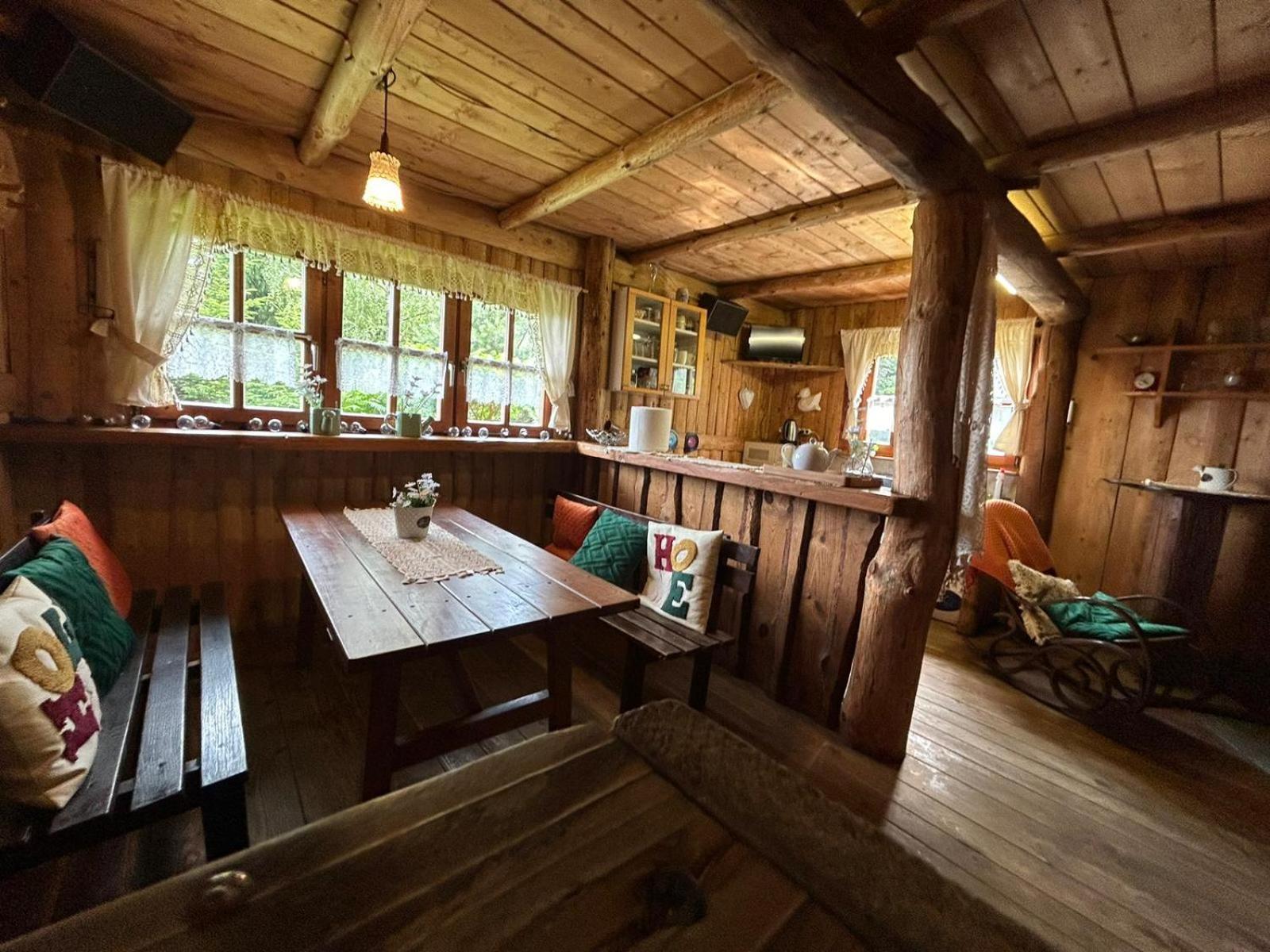 Gosciniec Pod Lubomirem Bed & Breakfast Weglowka  Exterior photo